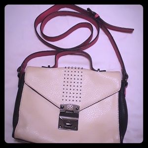 Gianni Bini crossbody